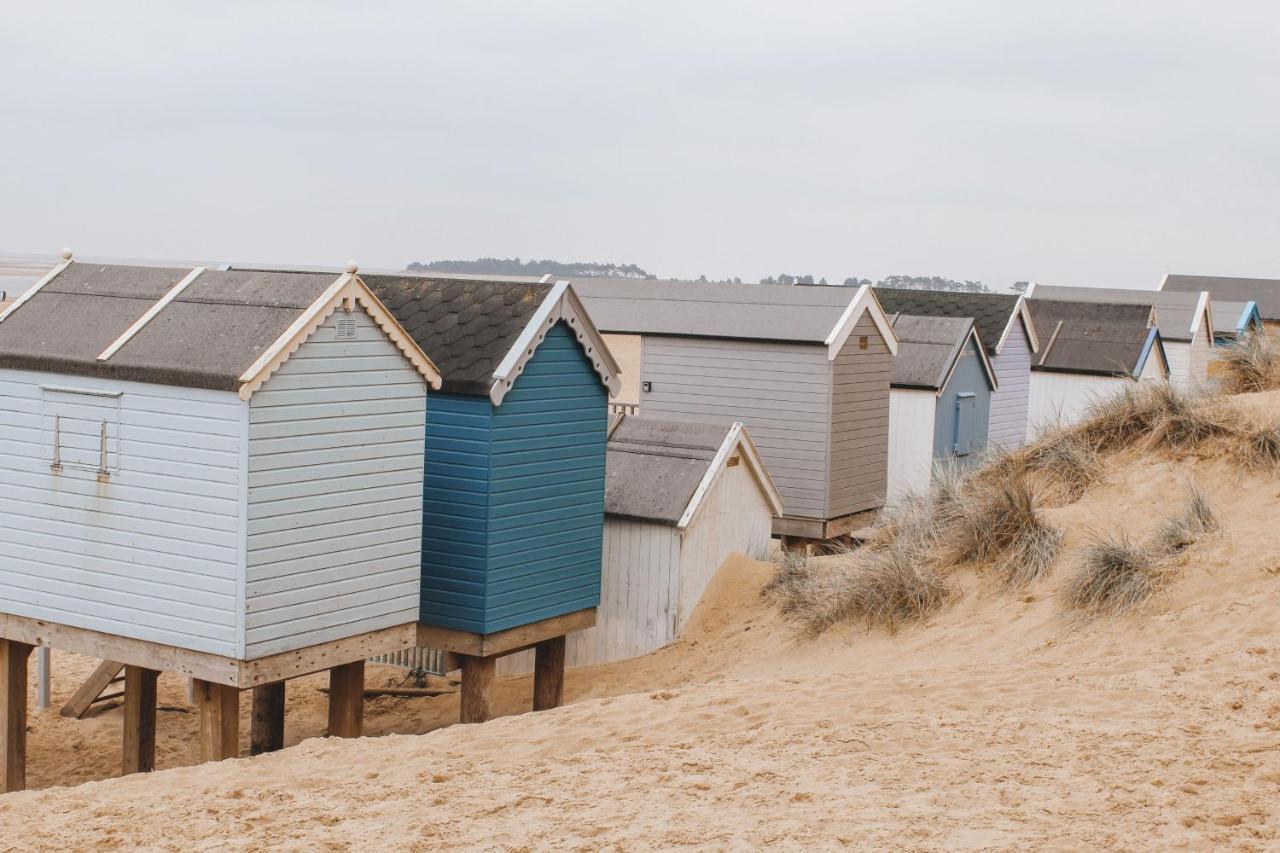 Modern Coastal Home Sleeping 5 - 2 Minute Walk To Pakefield Beach, Suffolk Kültér fotó